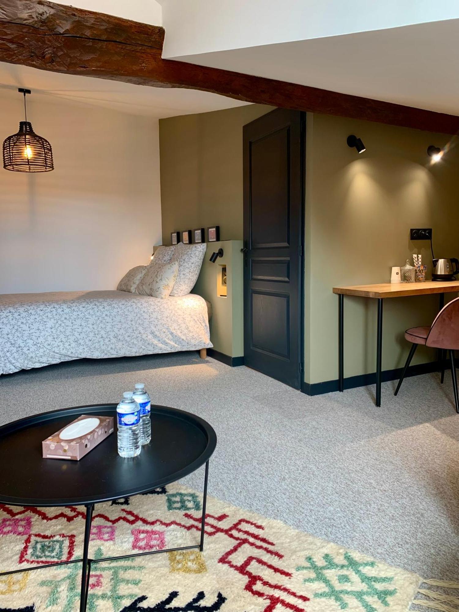 La Maison Vh มง-เดอ-มาร์ซ็อง ภายนอก รูปภาพ